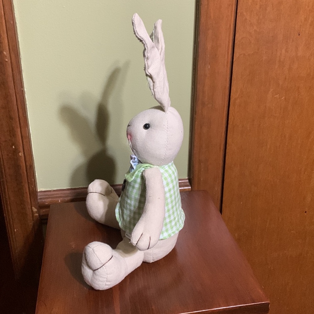 EASTER-Peter Rabbit & Spring Lamb - New Condition/ For Decorative Purposes Only! - Picture 13 of 16